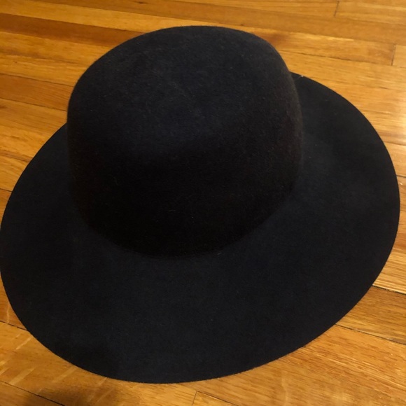 Felt hat - Picture 2 of 4